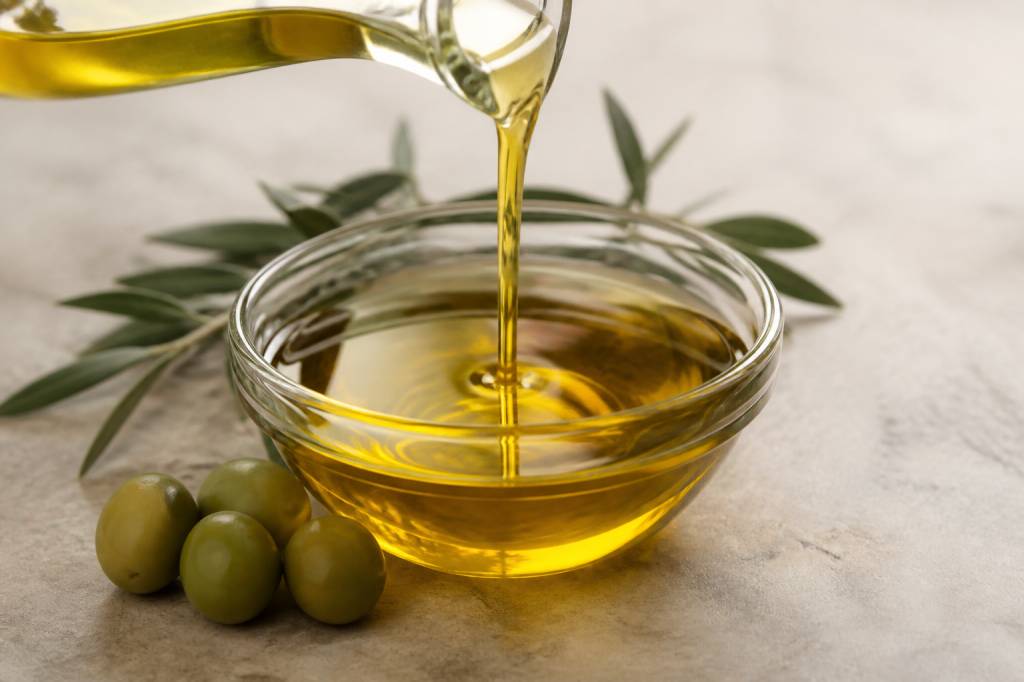 Can you use olive oil for lube?